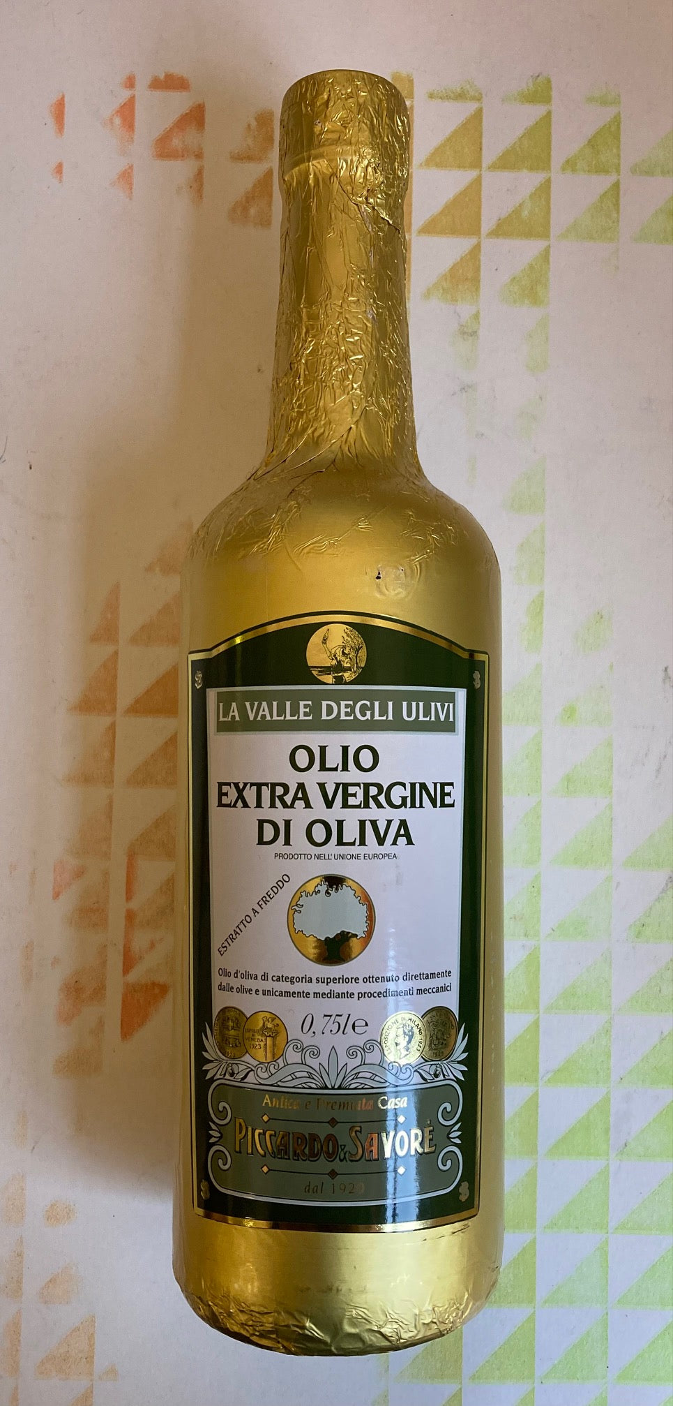 Piccardo di Savorè La Valle Degli Uliva extra virgin Olive Oil